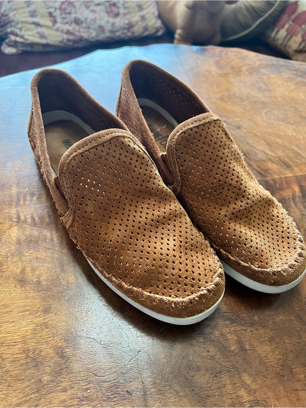 🦋 Minnetonka Perforated Suede Moccasins in Brown size 8
